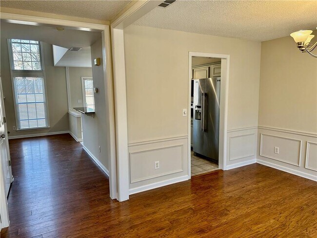 Foto del edificio - 725 Soneley Ct