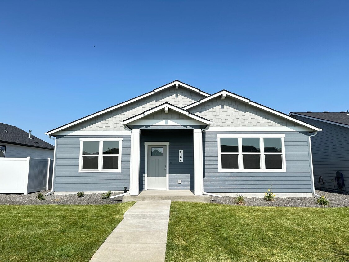 Foto principal - Brand New Foxtail Rancher