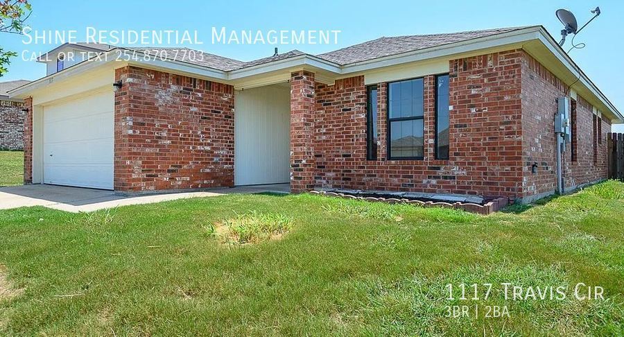 Foto principal - 1117 Travis Cir