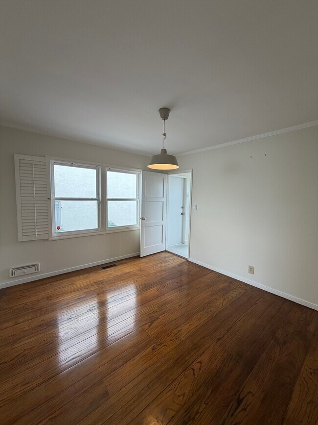 Foto del edificio - 95 Lake Vista Ave