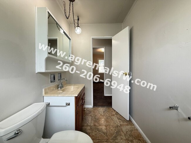 Building Photo - 2131 Cozy Ct