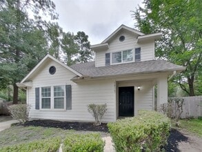 Building Photo - 18167 Woodsdale Ct