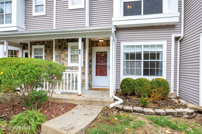 Building Photo - 13 Canidae Ct