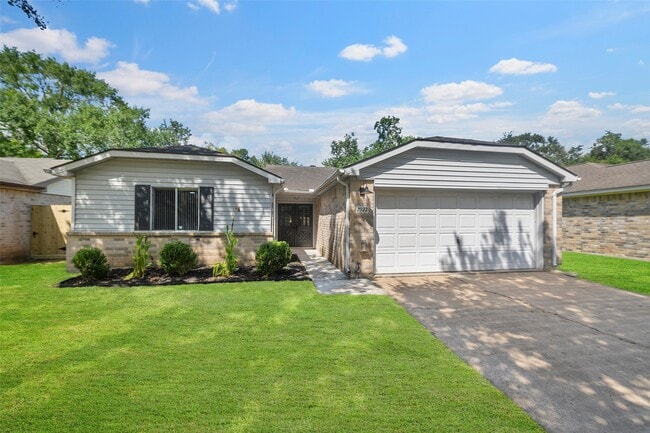 Building Photo - 2922 Whetrock Ln