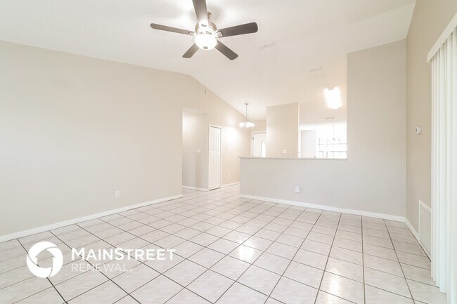 Building Photo - 5618 Marigot Ct