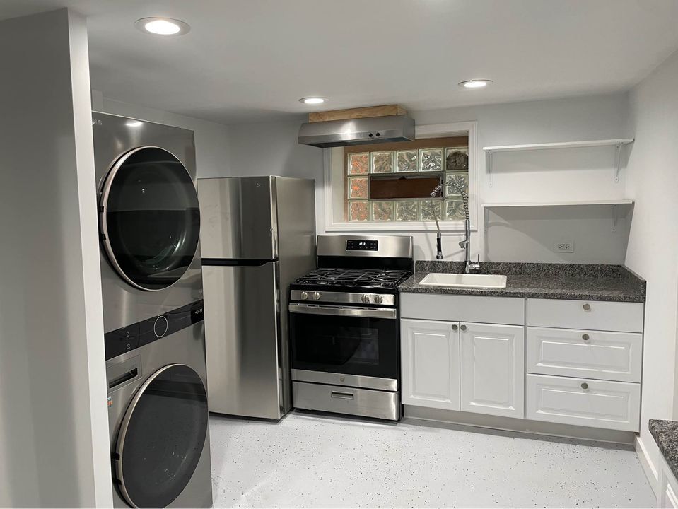 Foto principal - 3959 W Barry Ave