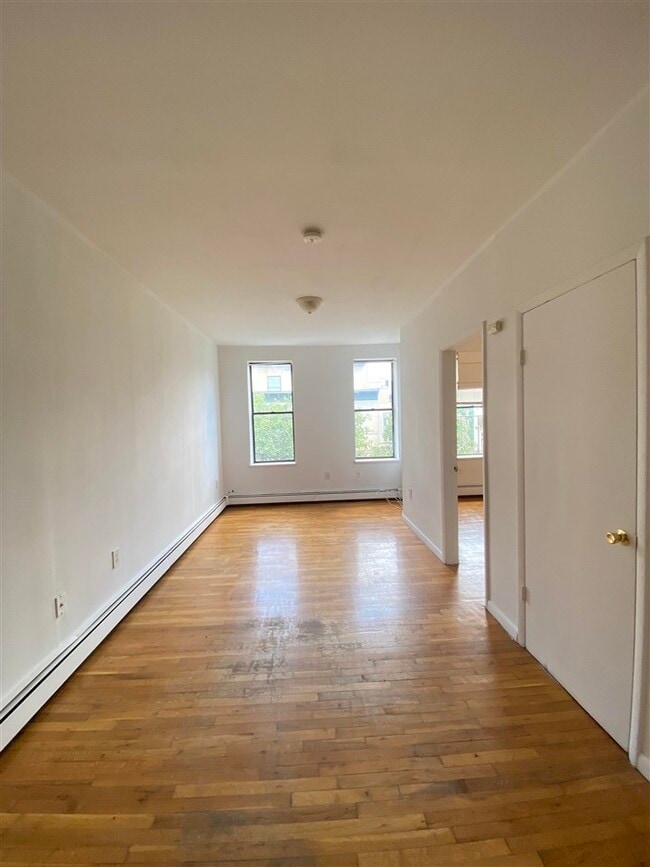Building Photo - 361 1st St