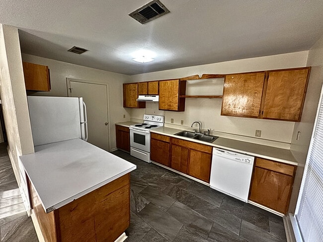 Foto del edificio - 111 Mallard Dr