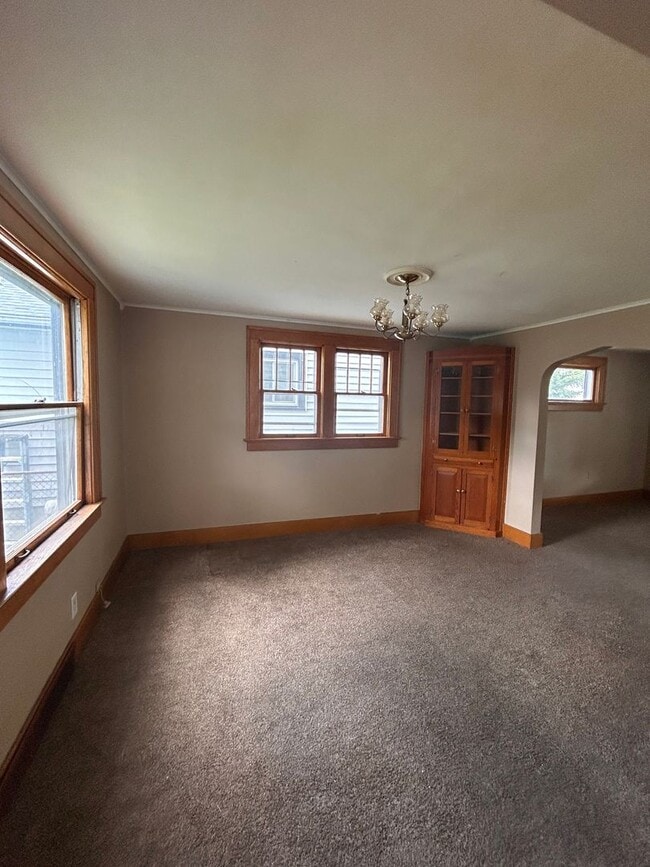 Foto del edificio - 3708 Weisser Park Ave