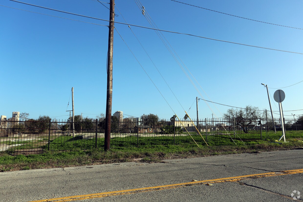 Foto principal - North Side Manor Apartments