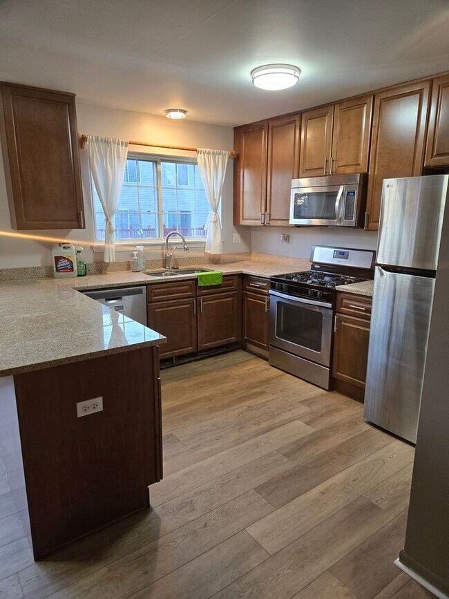 Foto del edificio - 647 Georgian Ct