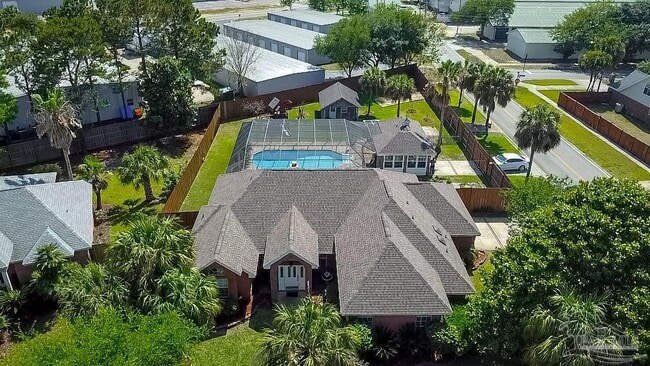 Foto del edificio - 400 Ridge Wood Cir