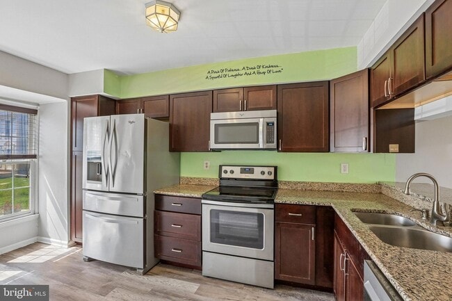 Building Photo - 8134 Aspenwood Way