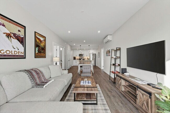 Photo du bâtiment - 901-907 7 St N