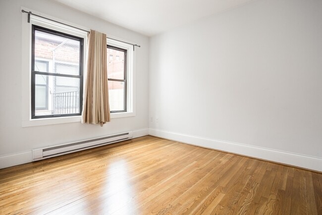 Building Photo - 90 Warrenton St