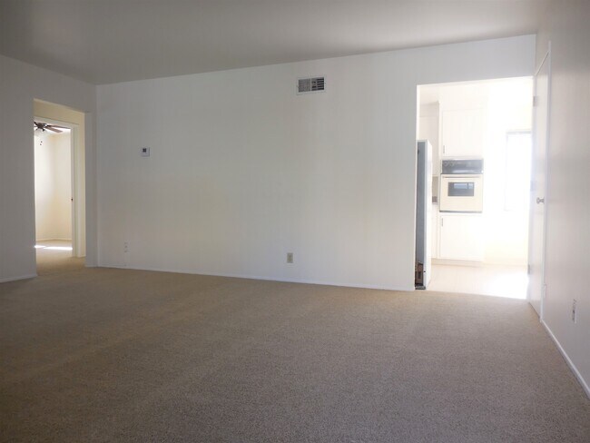 Building Photo - 20 Lorton Ave