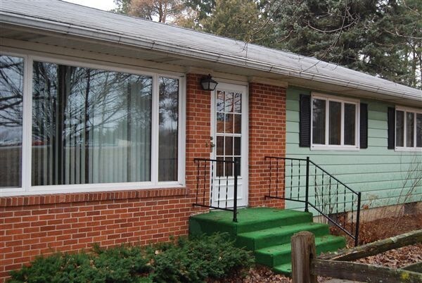 Building Photo - 2487 N Lapeer Rd