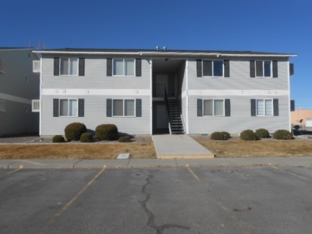 Building Photo - Silver Sage Apartments