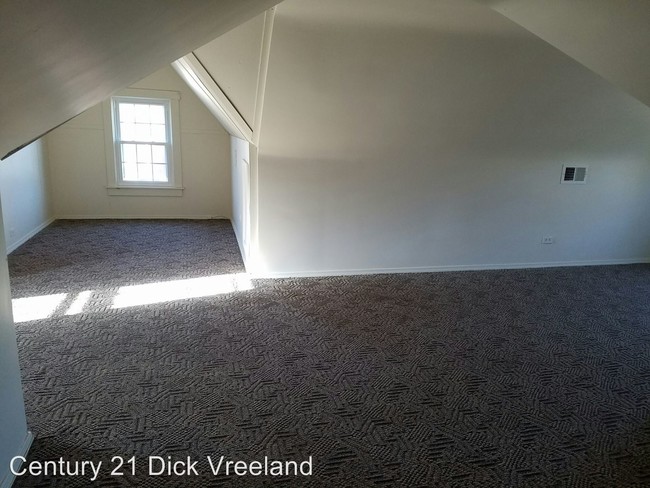 Building Photo - 2 br, 1 bath House - 920 Hess Lane