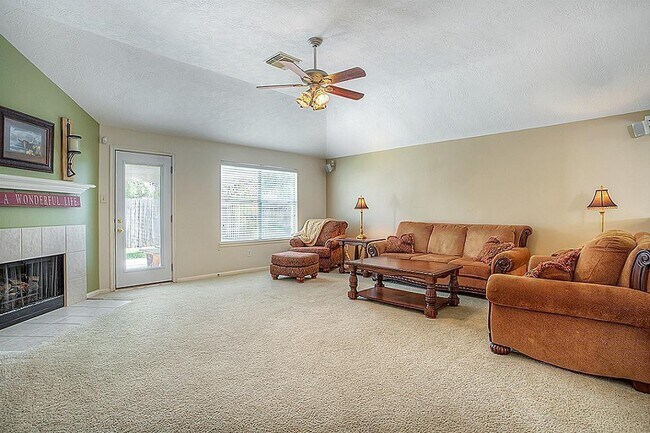 Foto del edificio - 32126 Annice Ln