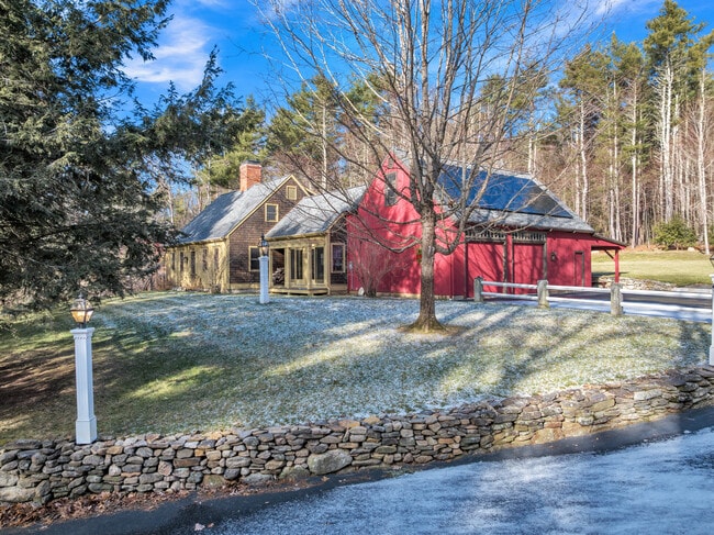 Building Photo - 73 Champeaux Rd