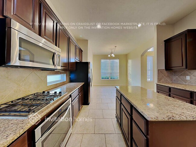 Foto del edificio - 3302 Clover Trace Dr