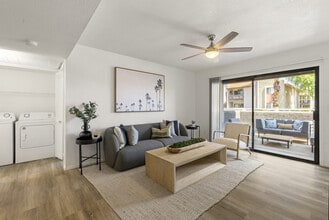 Building Photo - Parklane Commons