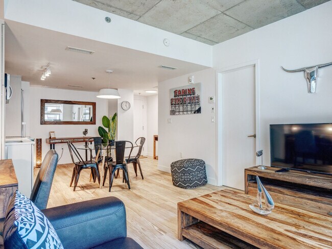 Photo du bâtiment - 1020 Rue de Bleury