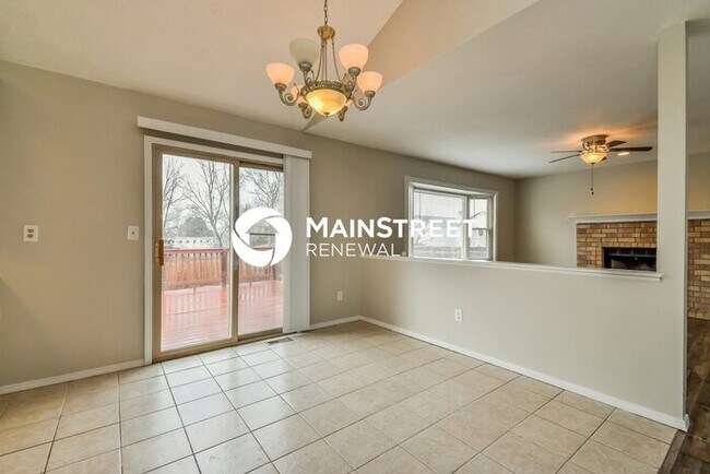 Building Photo - 4 Bedroom Pet-Friendly Home in COLORADO SP...