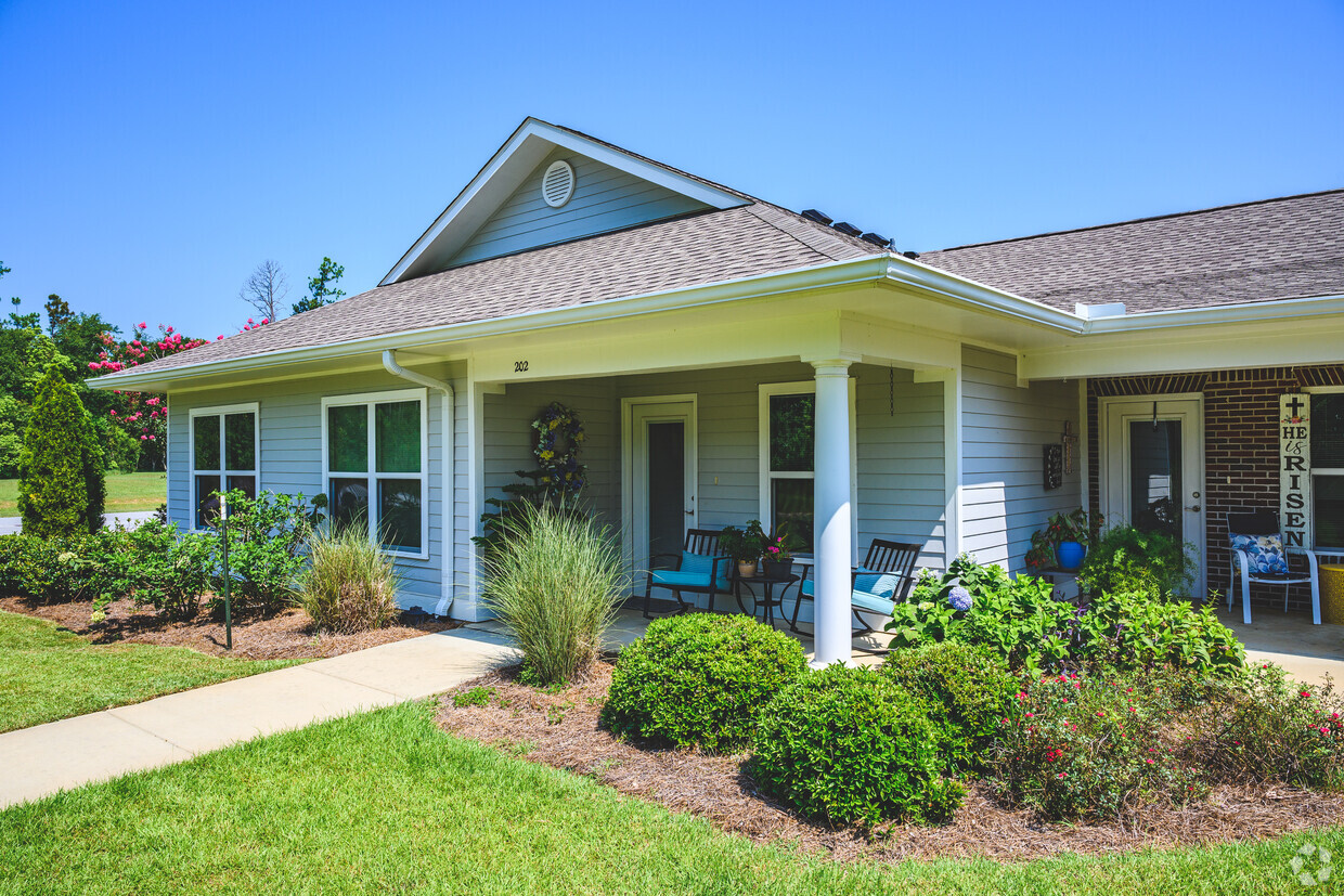 Live Oak Village - Apartments In Foley, AL | Apartments.com