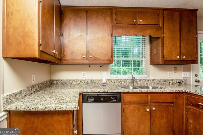 Building Photo - 6226 Sweetgum Trail