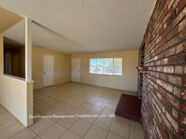 Foto del edificio - Cozy 3 Bed, 1 Bath
