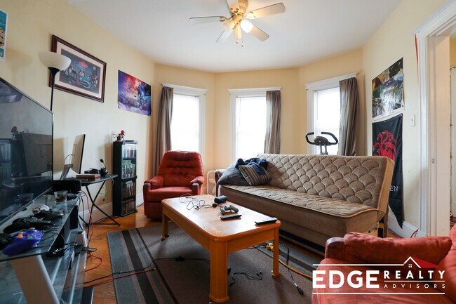 Foto del edificio - 213 Parsons St