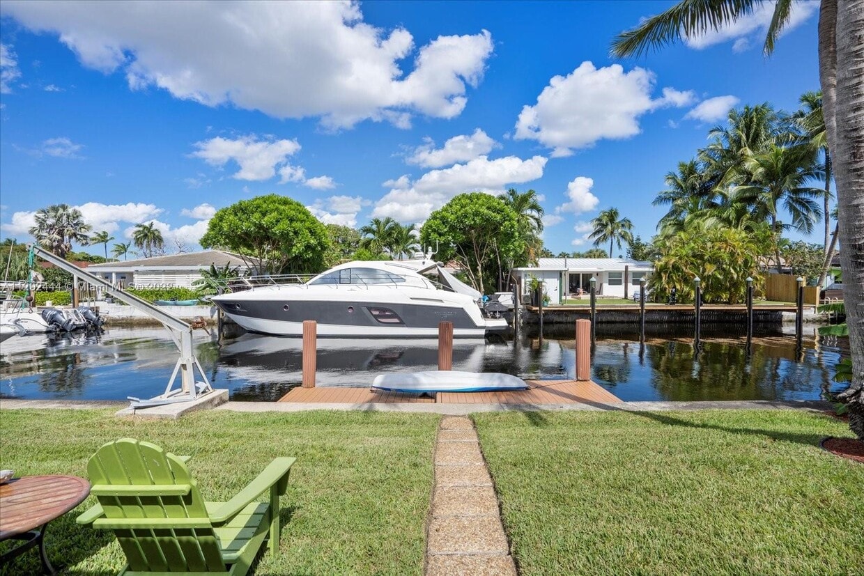 Fort Lauderdale, 
                        , –