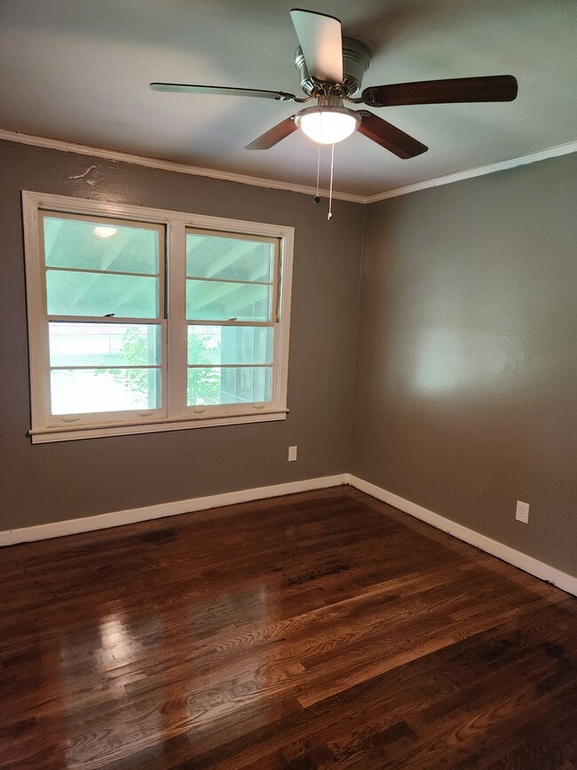 Building Photo - 5863 Canton Park Dr