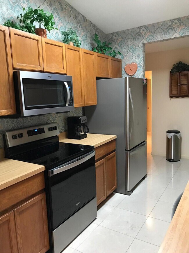 Foto del edificio - 8810 SE Eaglewood Way