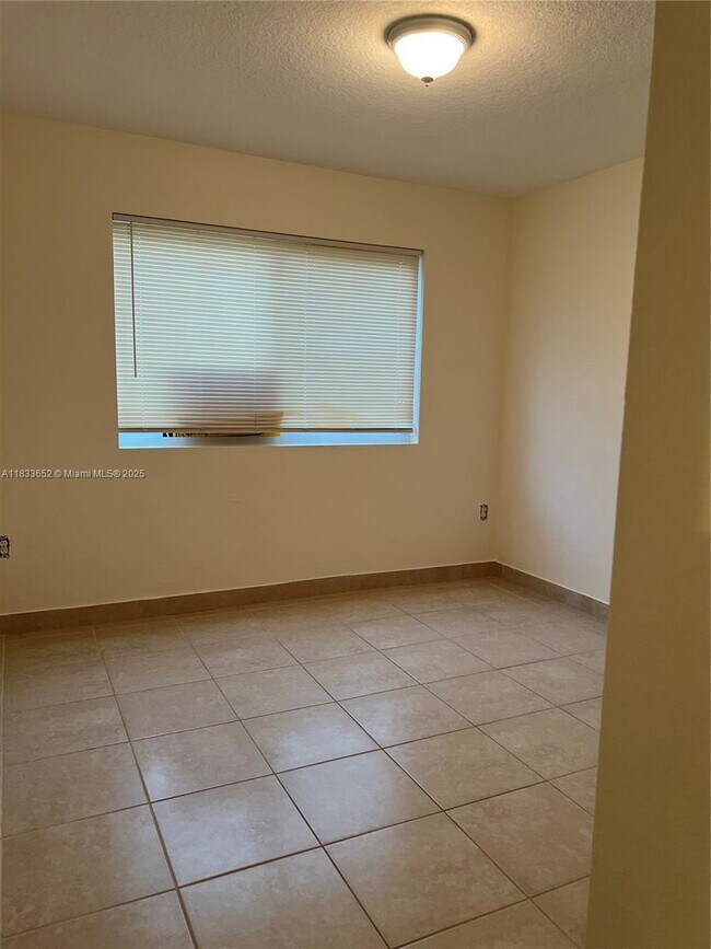 Foto del edificio - 15470 SW 284th St