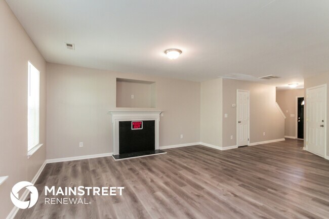 Foto del edificio - 644 Stillgreen Ln