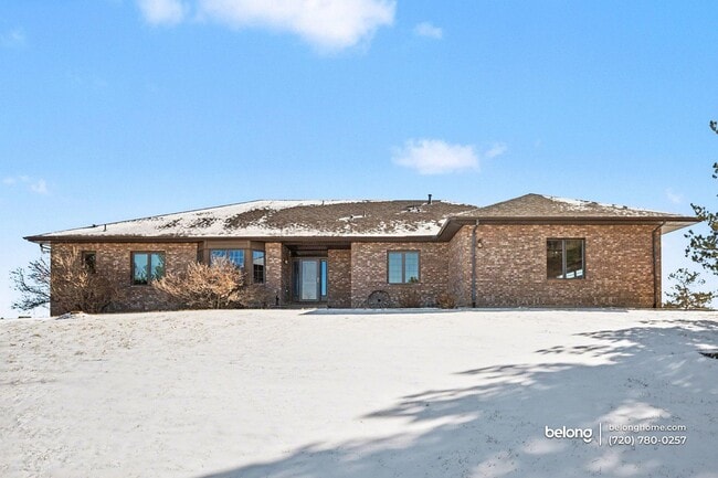 Foto del edificio - 1050 S Manila Rd