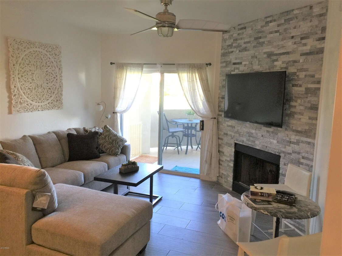 10401 N 52nd St Unit C115, Paradise Valley, AZ 85253 Apartment for
