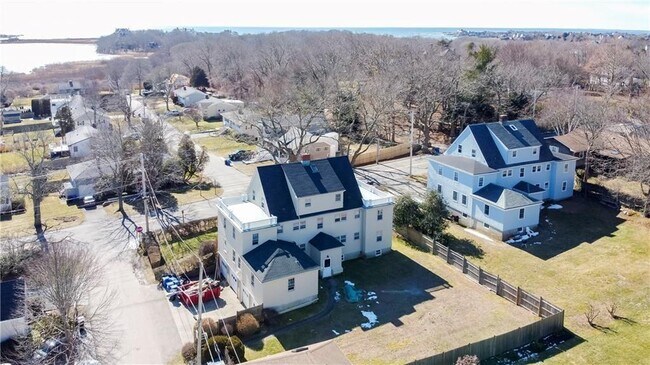 Foto del edificio - 118 Ruggles Ave