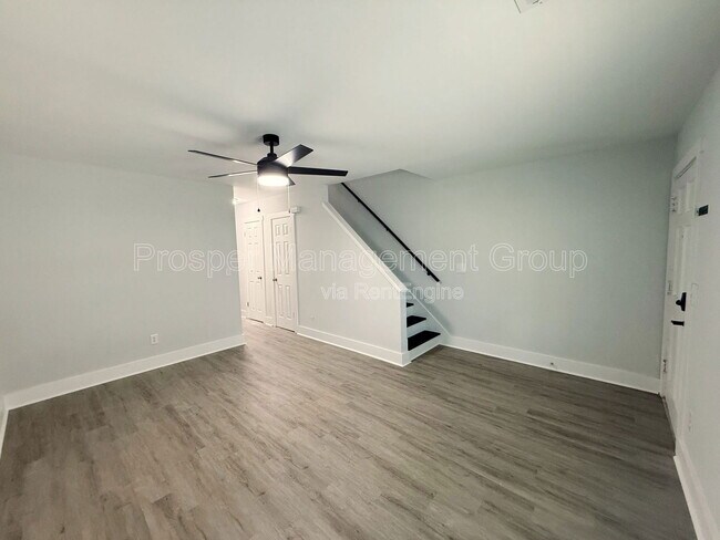 Foto del edificio - 258 Fleming Rd