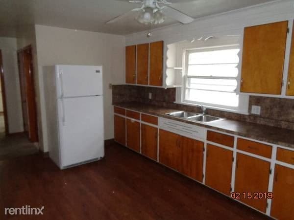 Building Photo - 2 br, 1 bath Apartment - 602 Madison St 4
