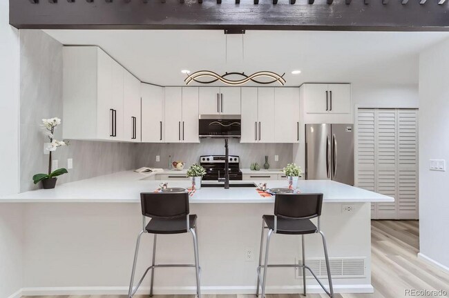 Foto del edificio - 12172 Bannock Cir