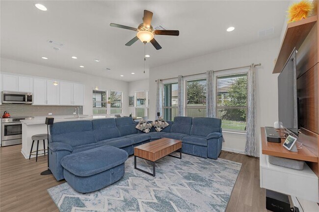 Foto del edificio - 10024 Dalliance Ln