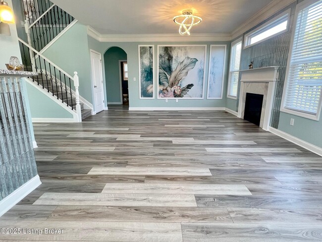 Foto del edificio - 2428 Cherry Creek Rd