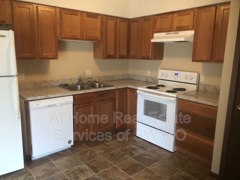 Primary Photo - 3714 S Farm Rd 135