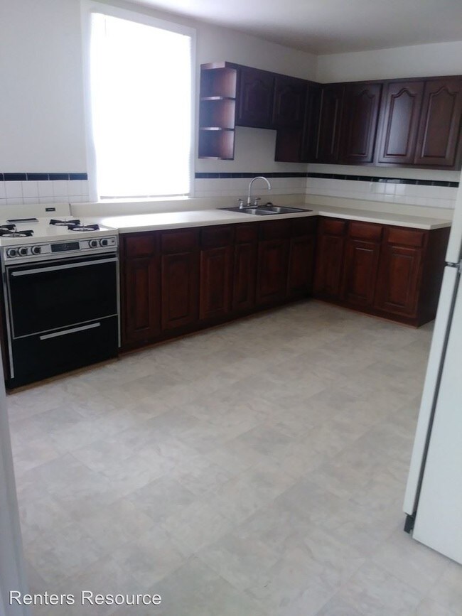 Building Photo - 2 br, 1 bath House - 8582 Partridge Ave