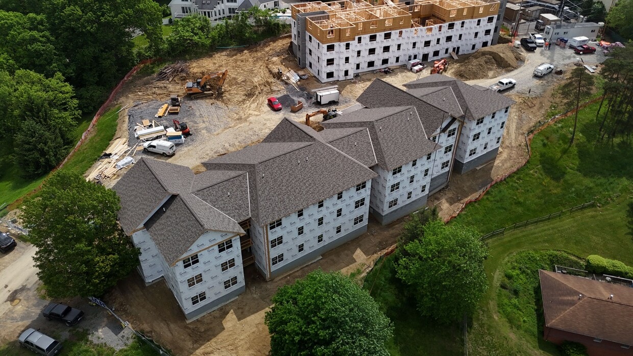 Building Photo - Hershman Landing and Manor