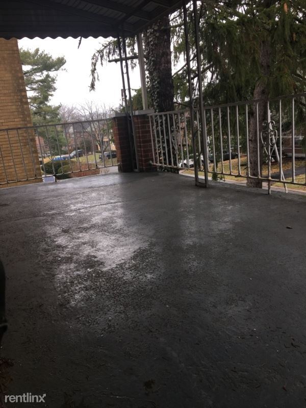 Foto del edificio - 1129 Clearbrook Dr